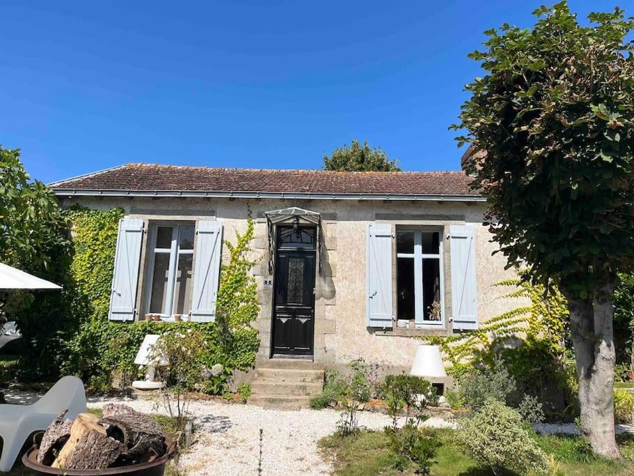 Cottage-Saint Laurent Sur Sevre Экстерьер фото